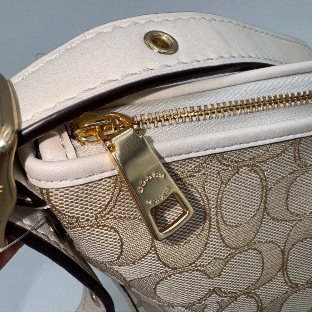 Coach Signature Dufflette Light Khaki Chalk 25697 Crossbody Shoulder Bag
